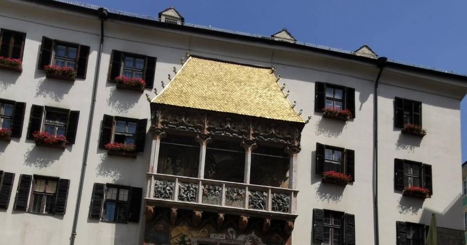 goldenes Dach